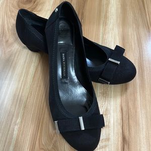 Black Dana Bachman small heel Pump with dress bow.   size 9 1/2